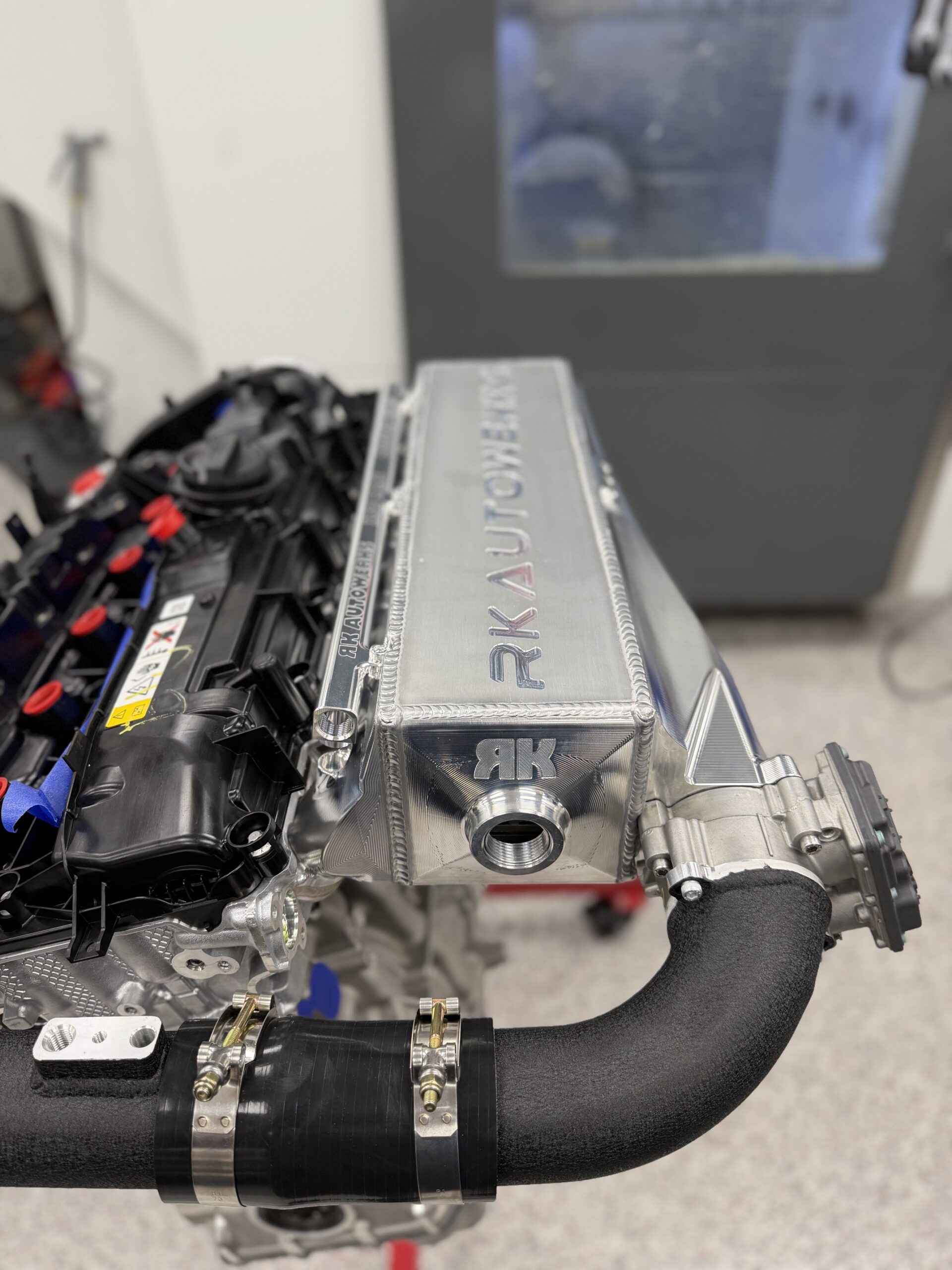 RK Autowerks B58 Race PLUS Manifold Gen2 - Billet Port Injection